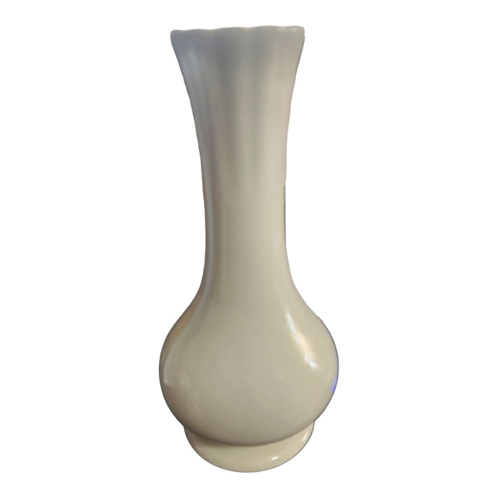 Hall China Ivory White Fluted Bud Vase Scalloped Rim Vintage‎ USA 818 6.5"